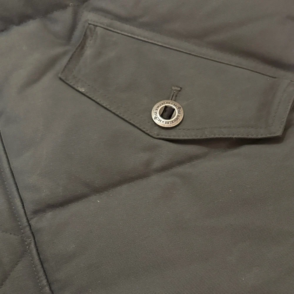 MOOSE KNUCKLES Original Shearling Men's Black Puffer Jacket with Fur Hood Size M - Picture 8 of 16